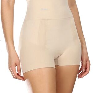 MeMoi High-Waisted Shapewear Shorts size small
